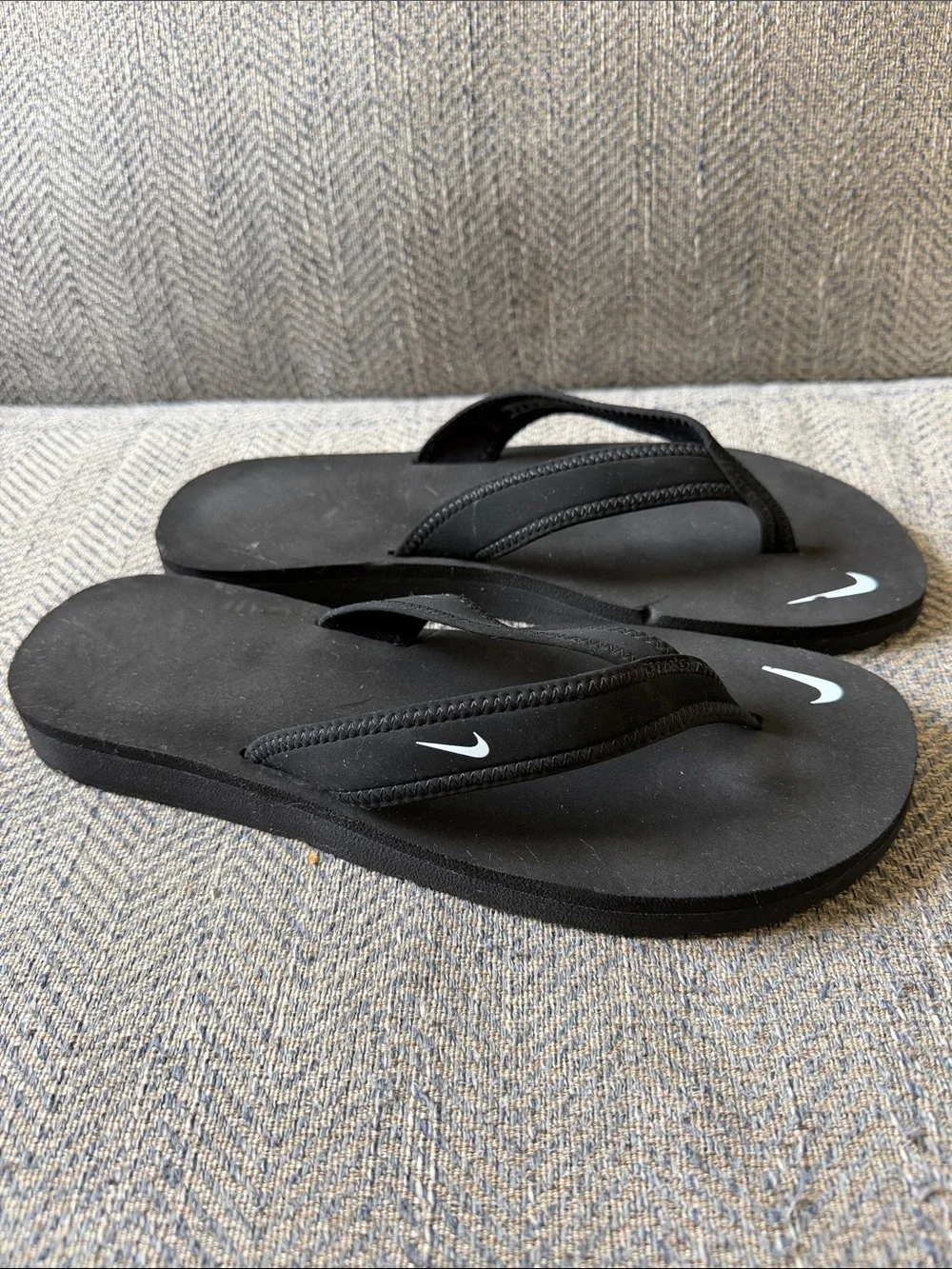 Nike women celso